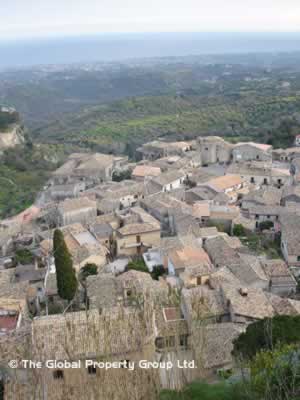 Gerace mountain village with a view towards the coast